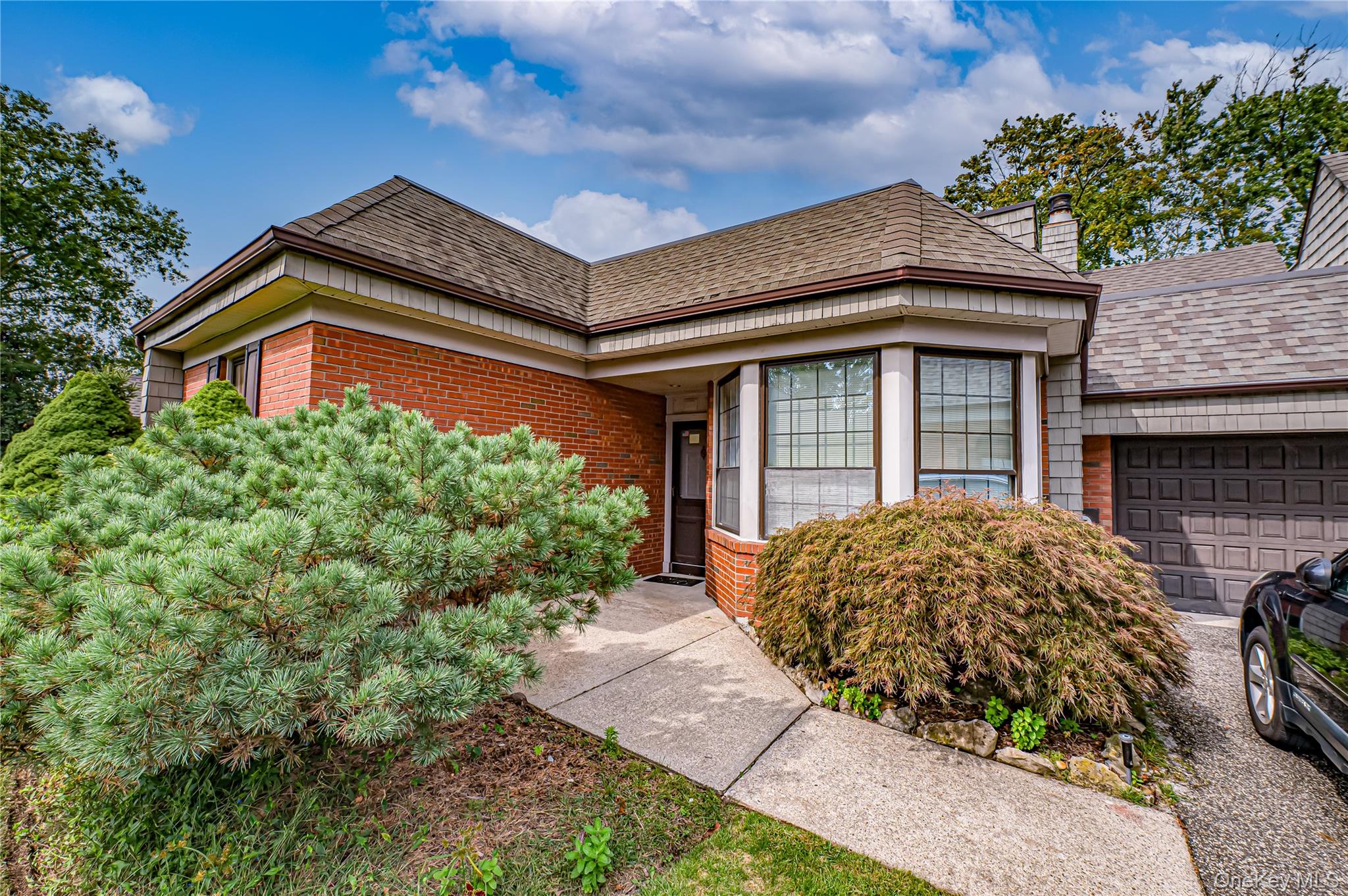 #1 photo, 52 Admirals Drive, Bay Shore , NY 11706