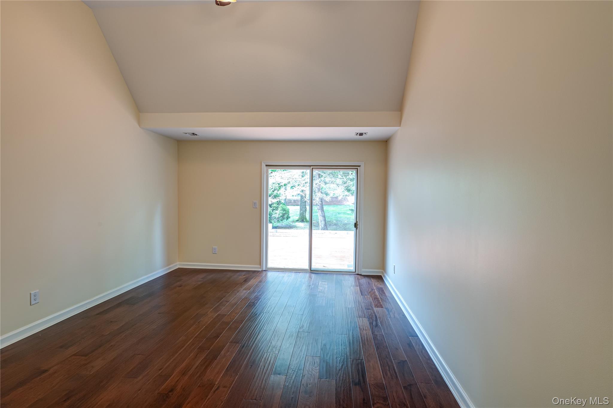 #13 photo, 52 Admirals Drive, Bay Shore , NY 11706