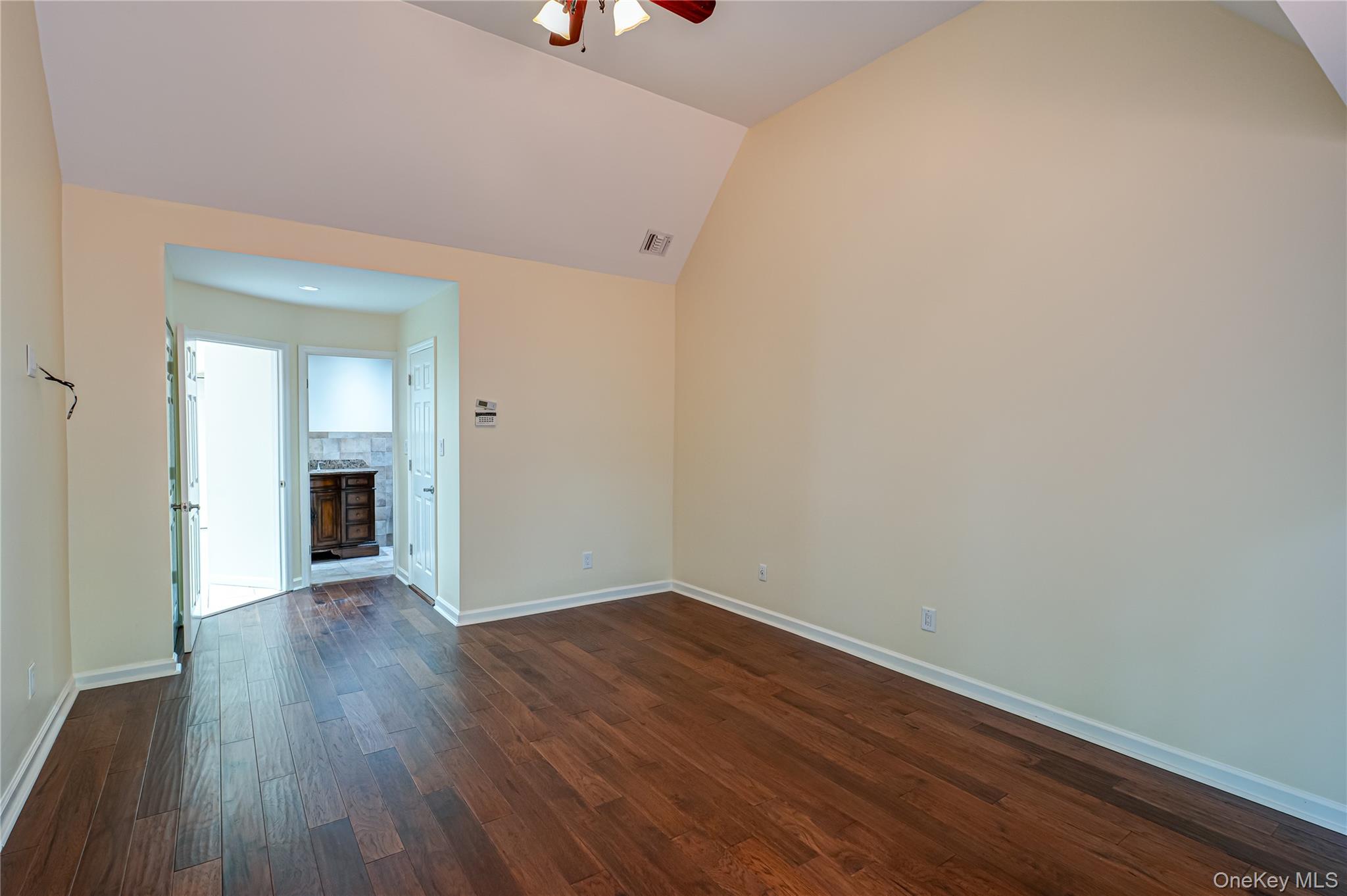 #15 photo, 52 Admirals Drive, Bay Shore , NY 11706