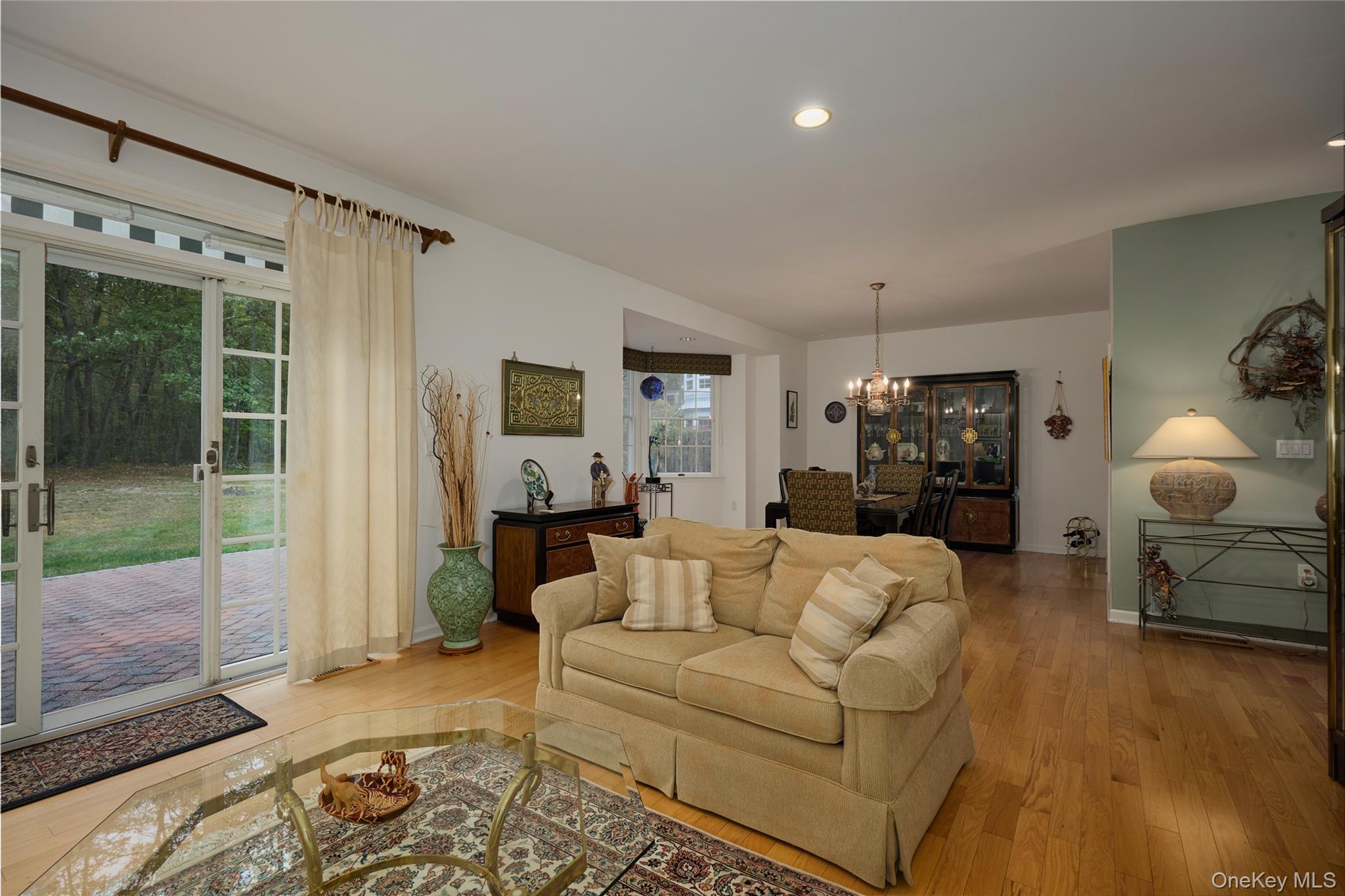 #7 photo, 17 Woodlands Drive, Tuxedo Park , NY 10987