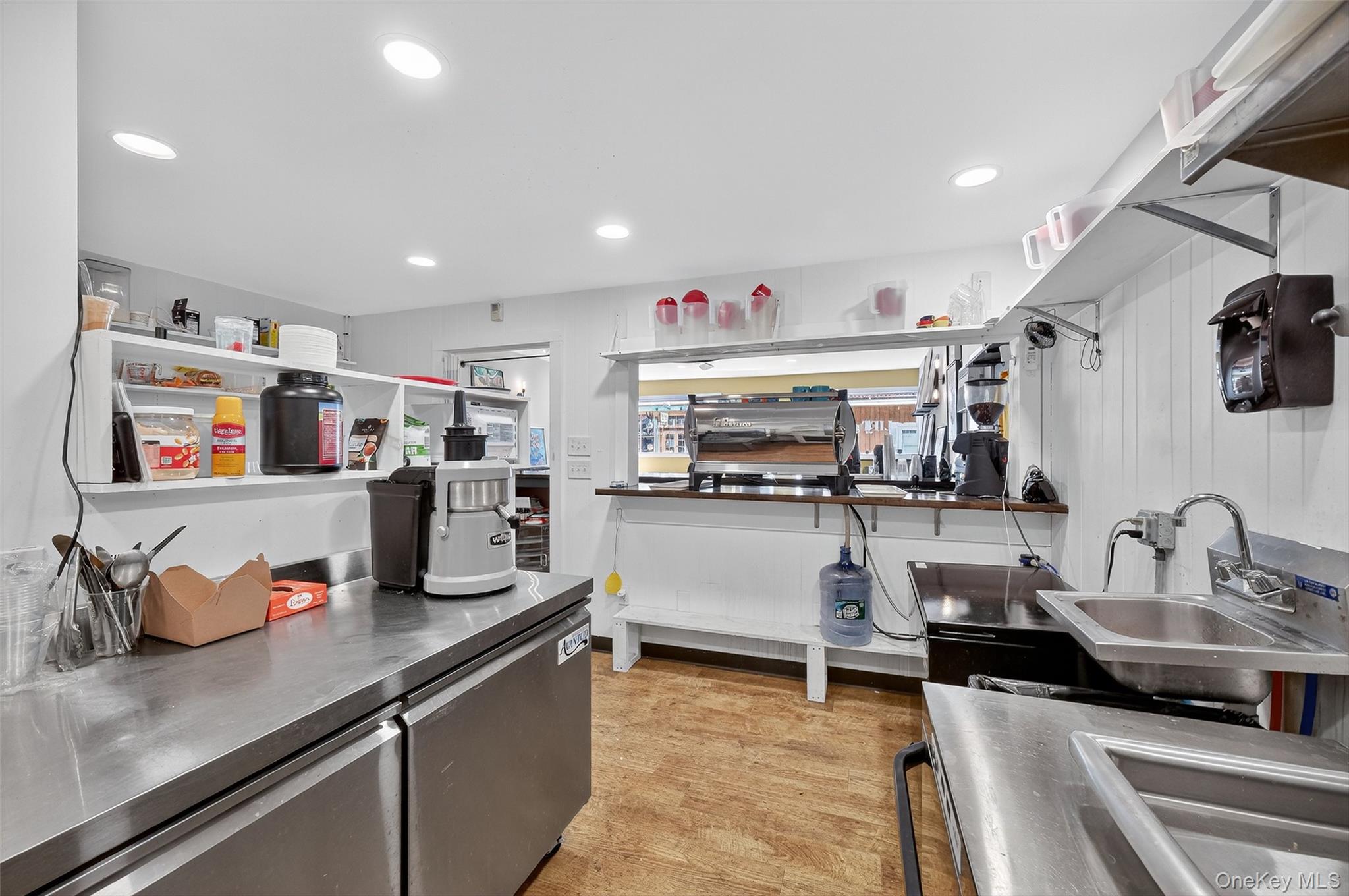 #17 photo, 424 Main Street, Rosendale , NY 12472