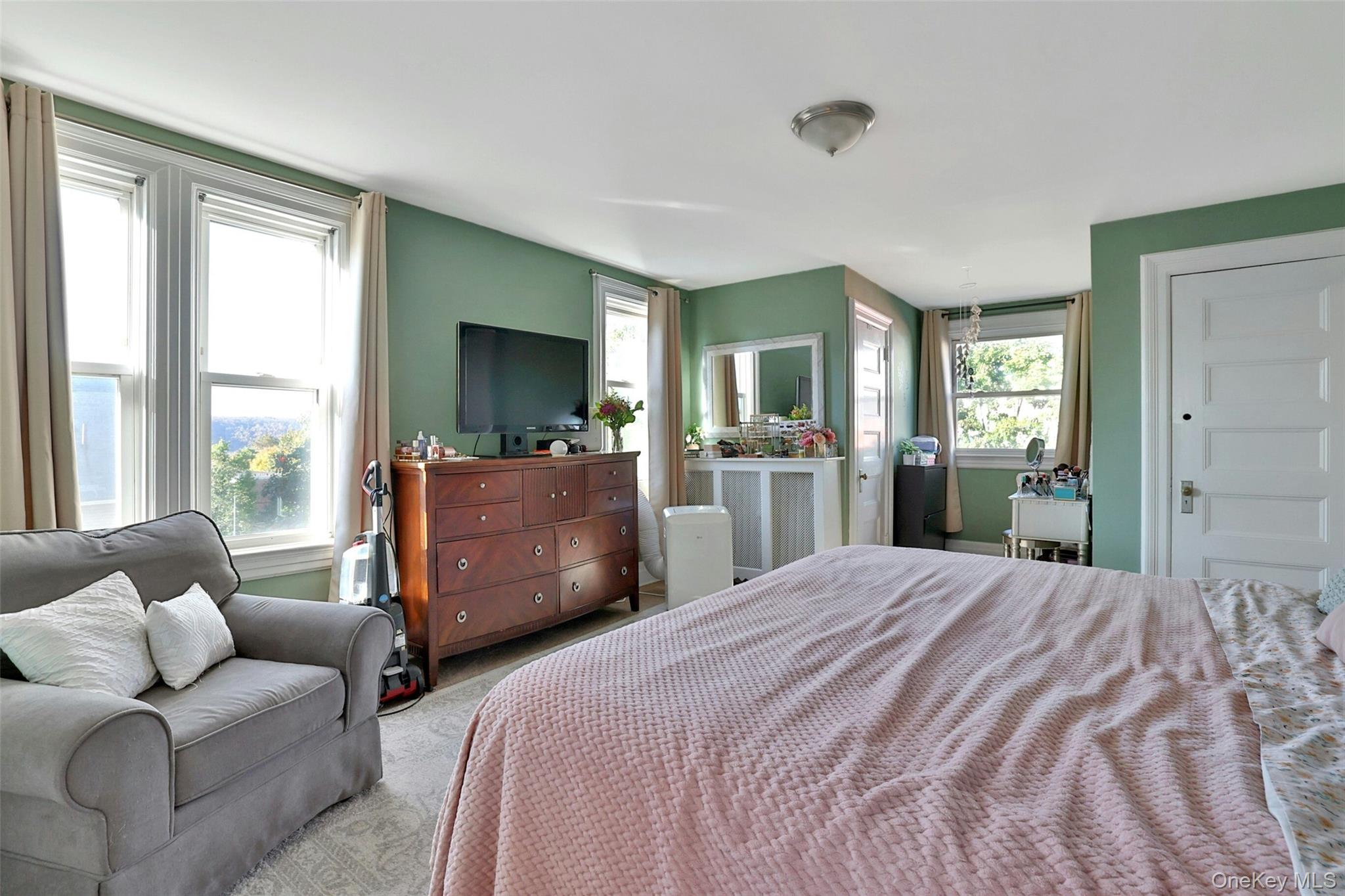 #14 photo, 21 Lake Avenue, Yonkers , NY 10703