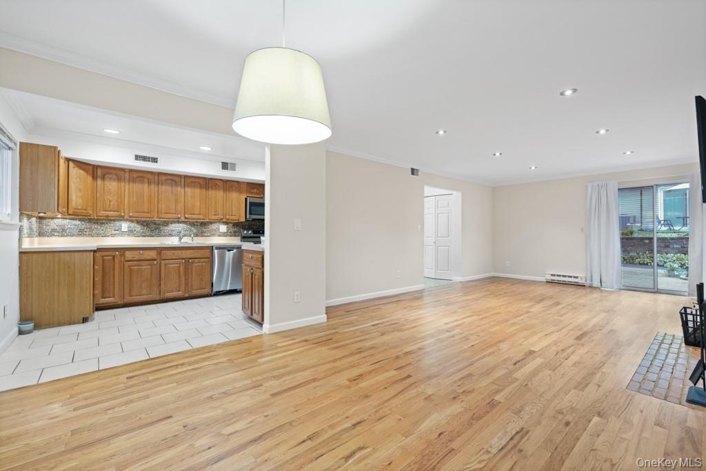 #4 photo, 208 Harris Road, Bedford Hills , NY 10507