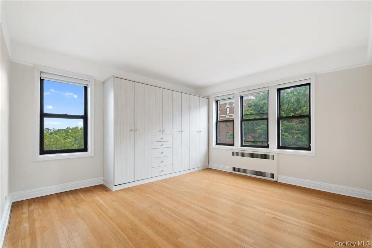 #16 photo, 300 Main Street, White Plains , NY 10601