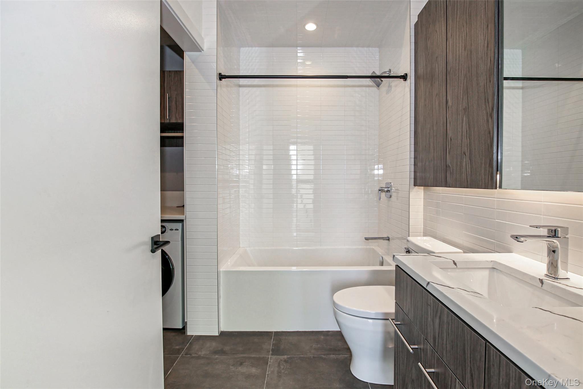 #12 photo, 39 Washington Avenue, Pleasantville , NY 10570