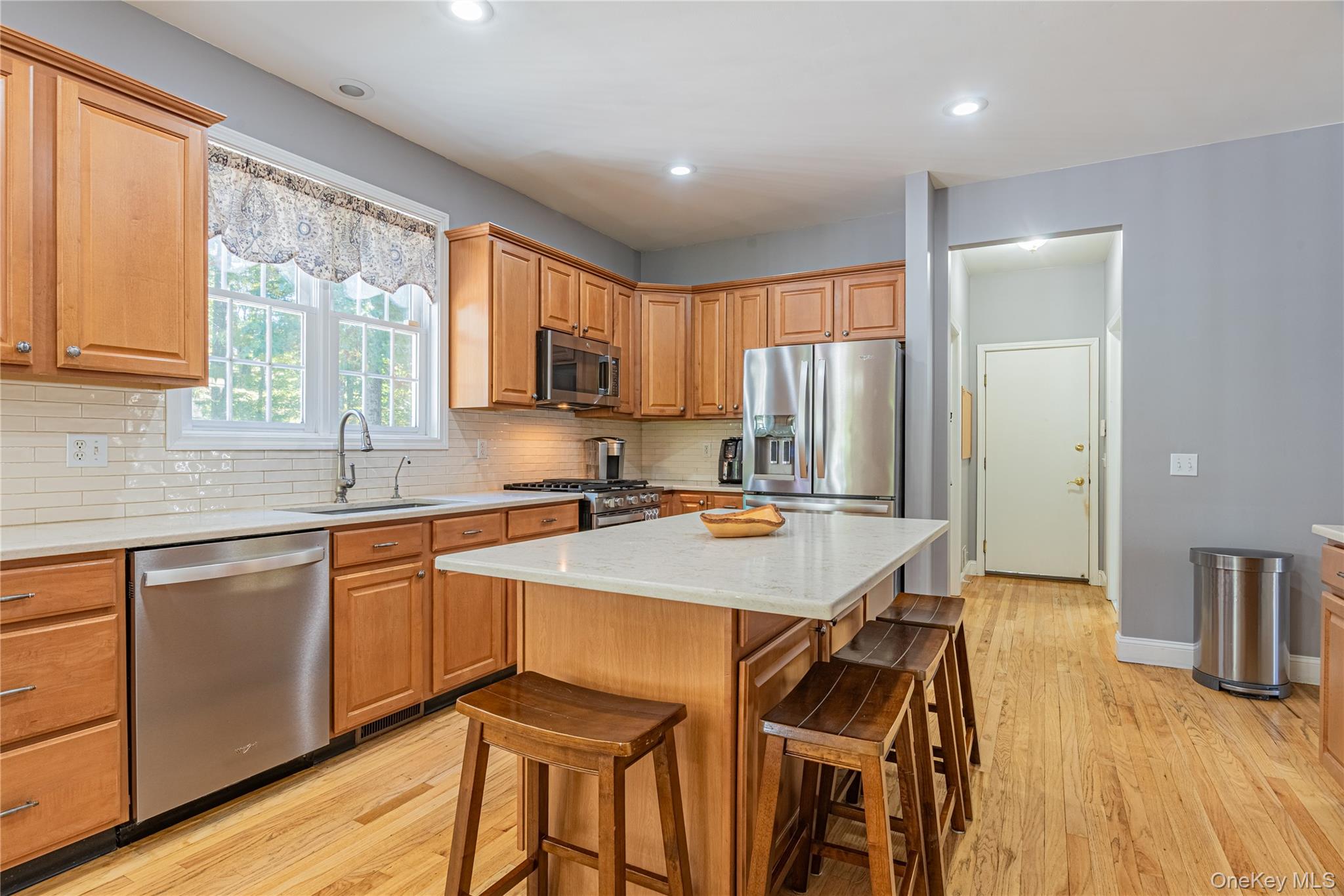 #14 photo, 16 Avalon Court, Hopewell Junction , NY 12533