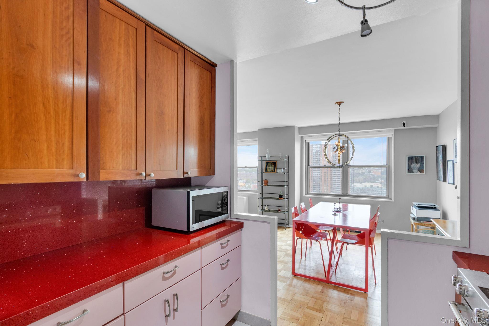 #15 photo, 2500 Johnson Avenue, Bronx , NY 10463