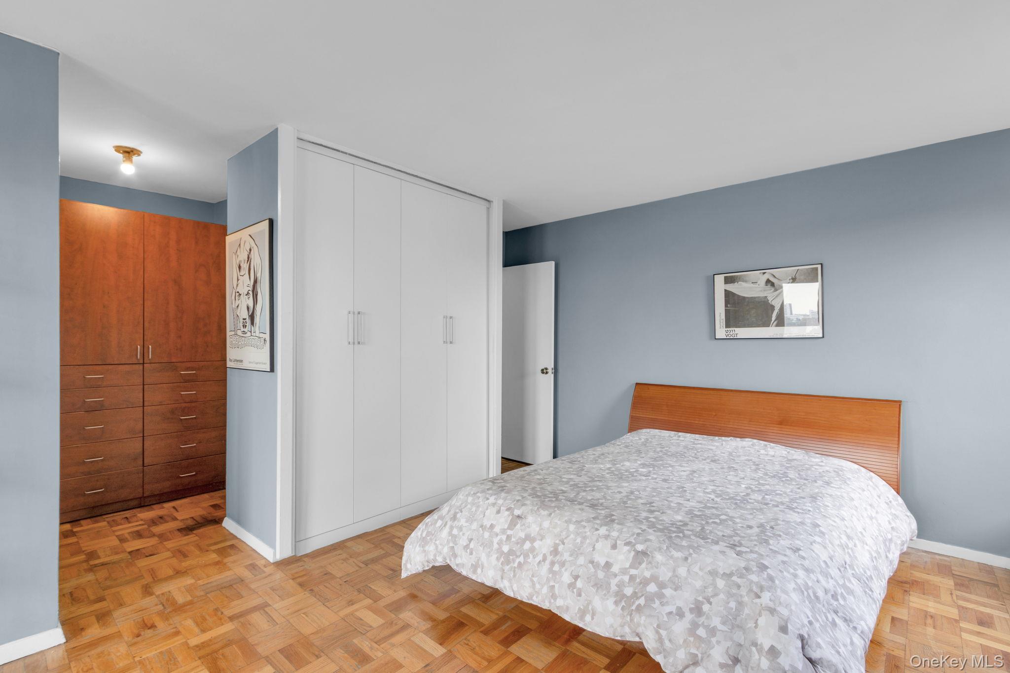 #20 photo, 2500 Johnson Avenue, Bronx , NY 10463