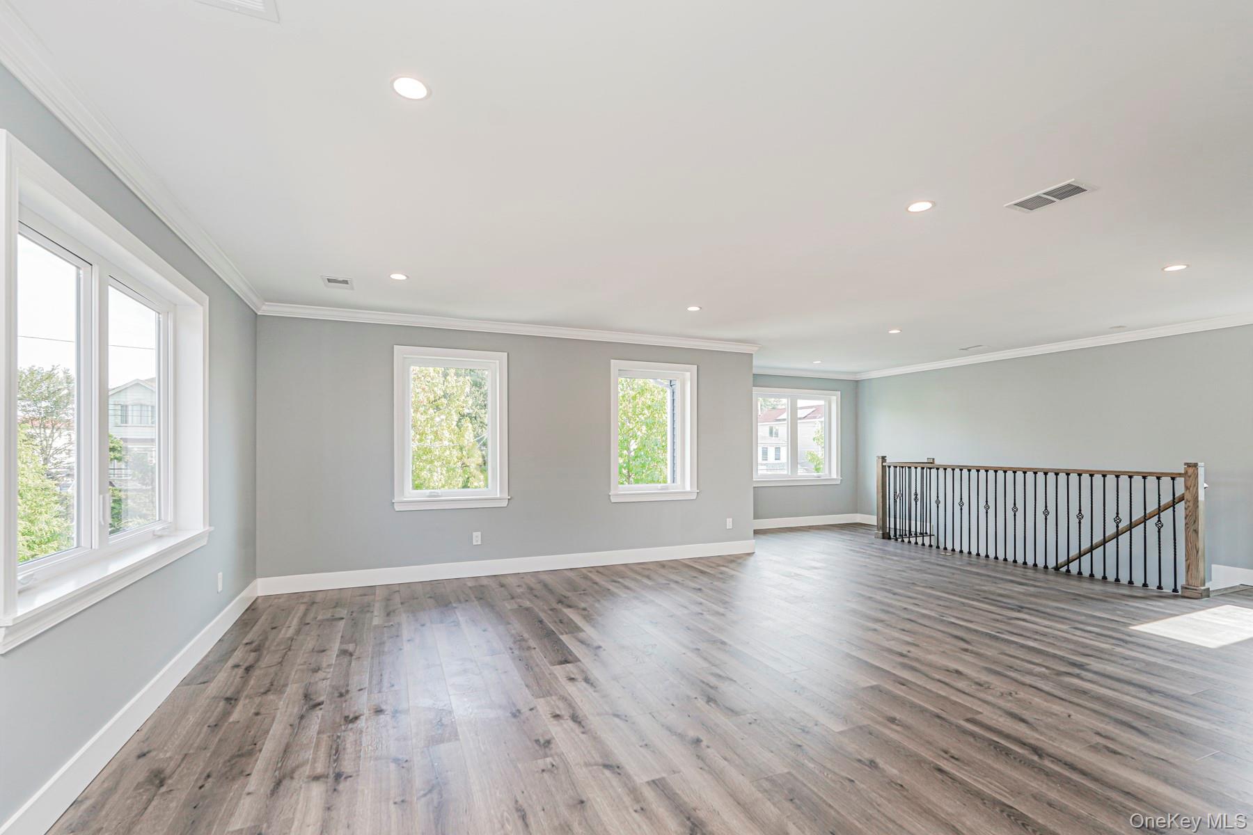 #13 photo, 72 Goodall Street, Staten Island , NY 10308