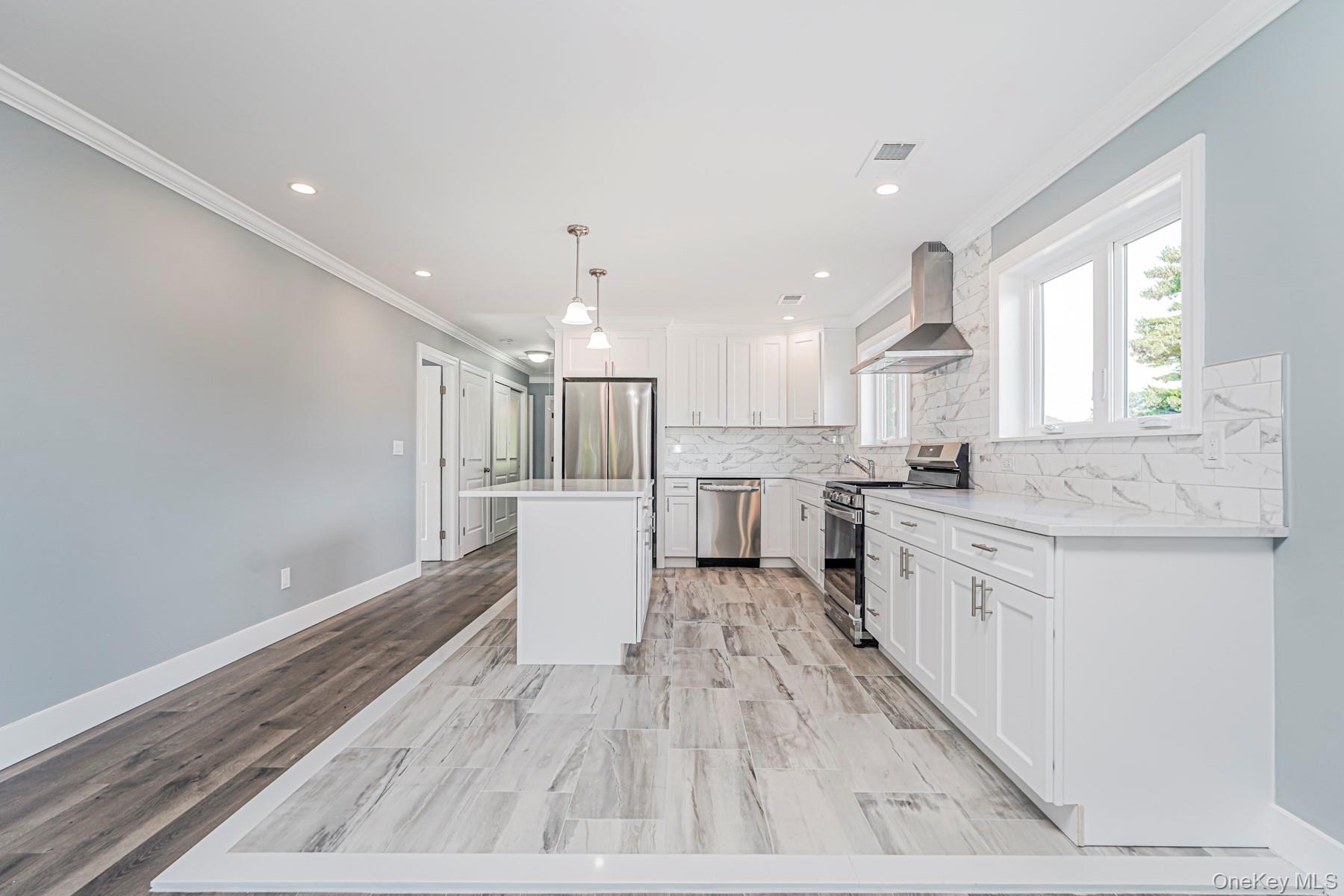 #14 photo, 72 Goodall Street, Staten Island , NY 10308