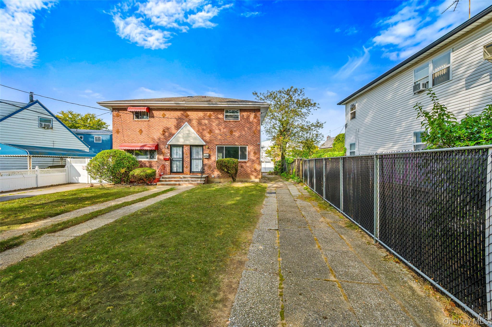 #1 photo, 132-18 Farmers Boulevard, Saint Albans , NY 11434