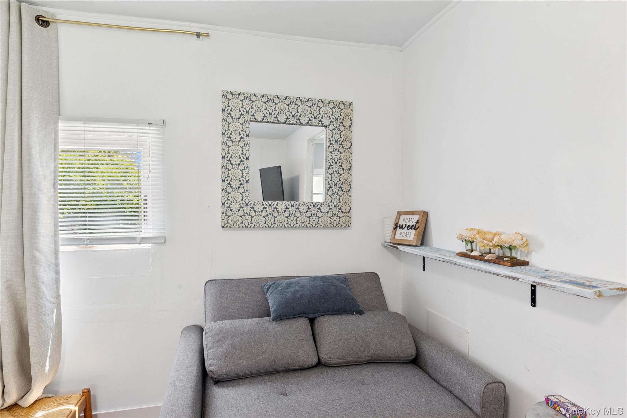 #15 photo, 8 North Railroad Avenue, サフォーク郡 Jamesport , NY 11901-6016