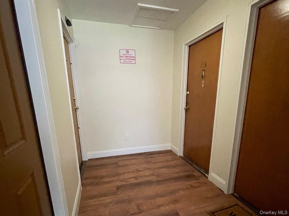 #2 photo, 3C Hemlock Drive, 東長島 海湾 Bay Shore , NY 11706