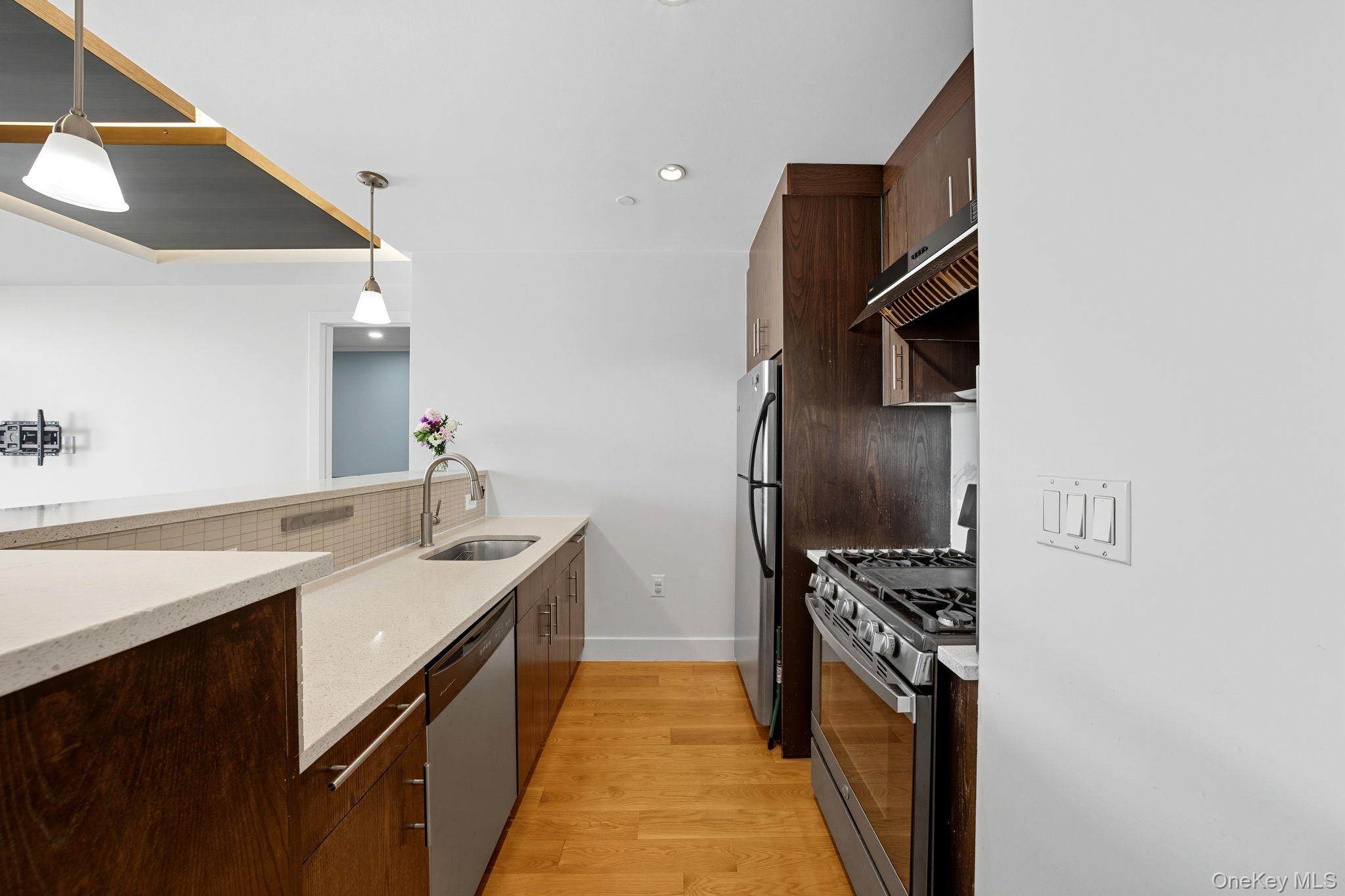 #8 photo, 140-21 32nd Avenue, クイーンズ区 Flushing , NY 11354