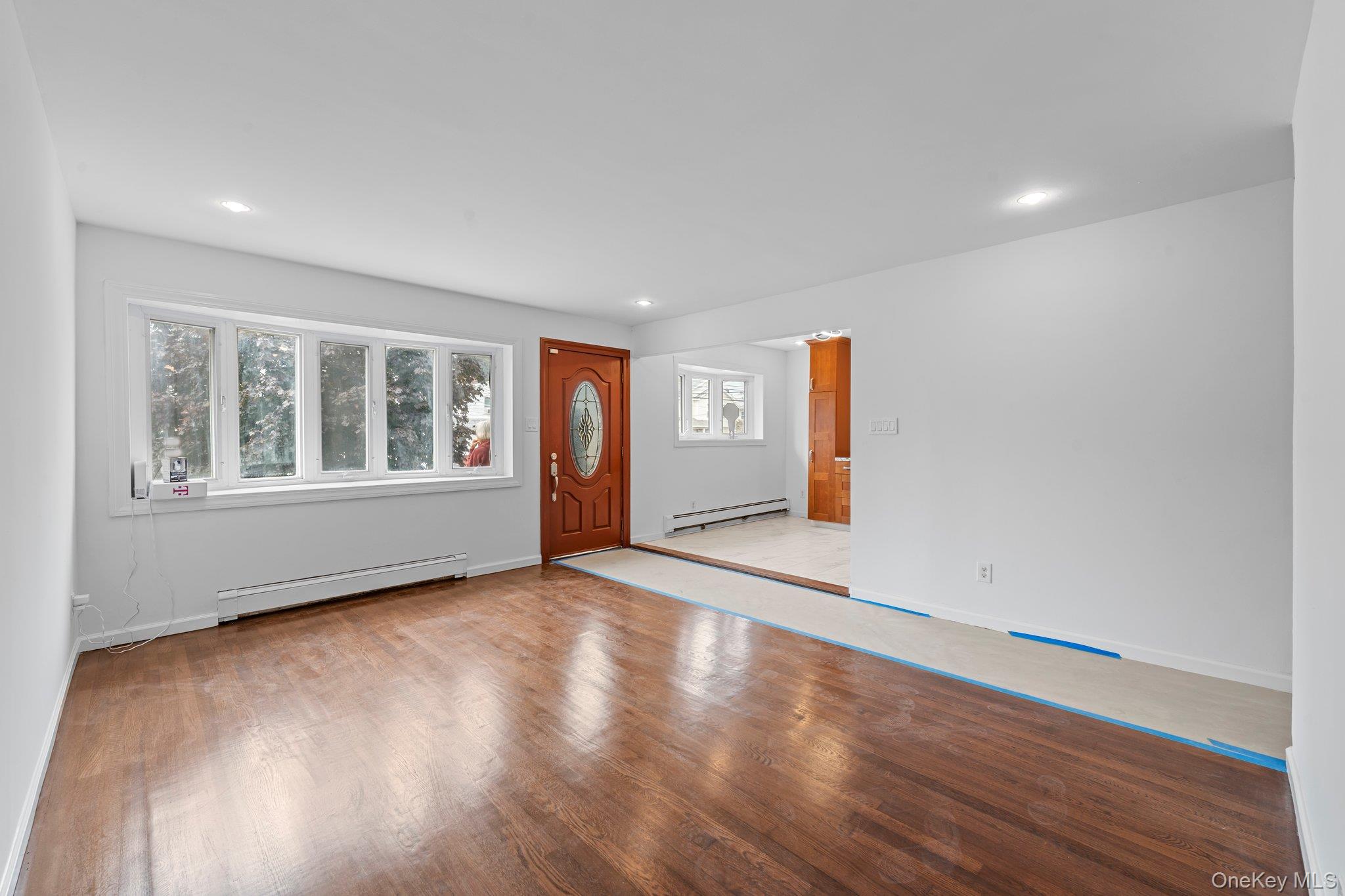 #4 photo, 289 Keller Avenue, Elmont , NY 11003