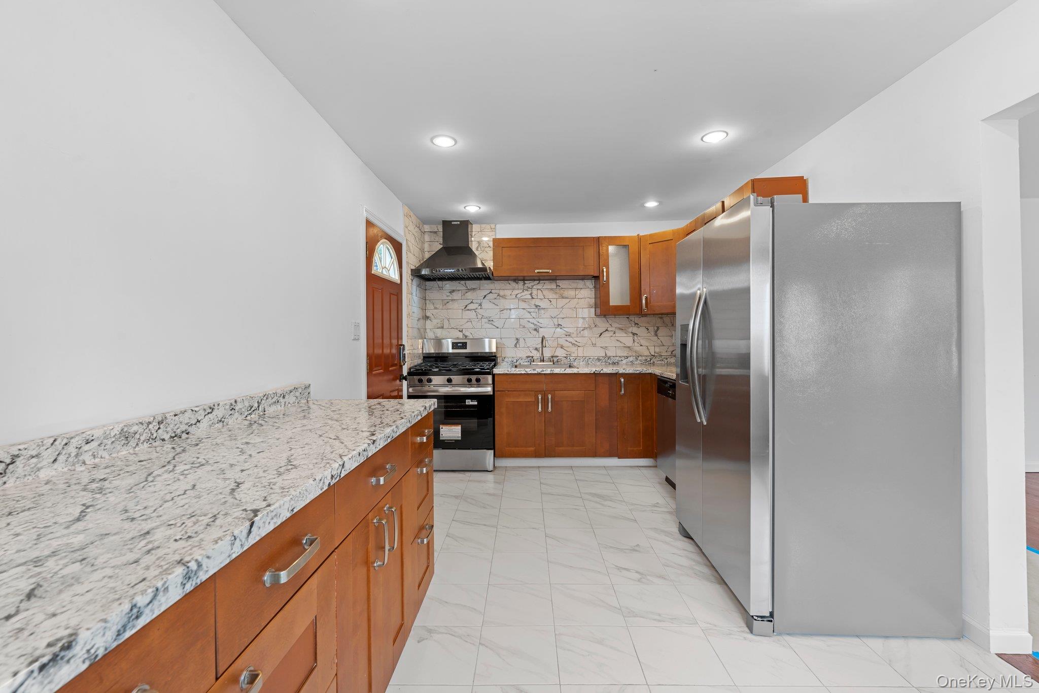 #5 photo, 289 Keller Avenue, Elmont , NY 11003