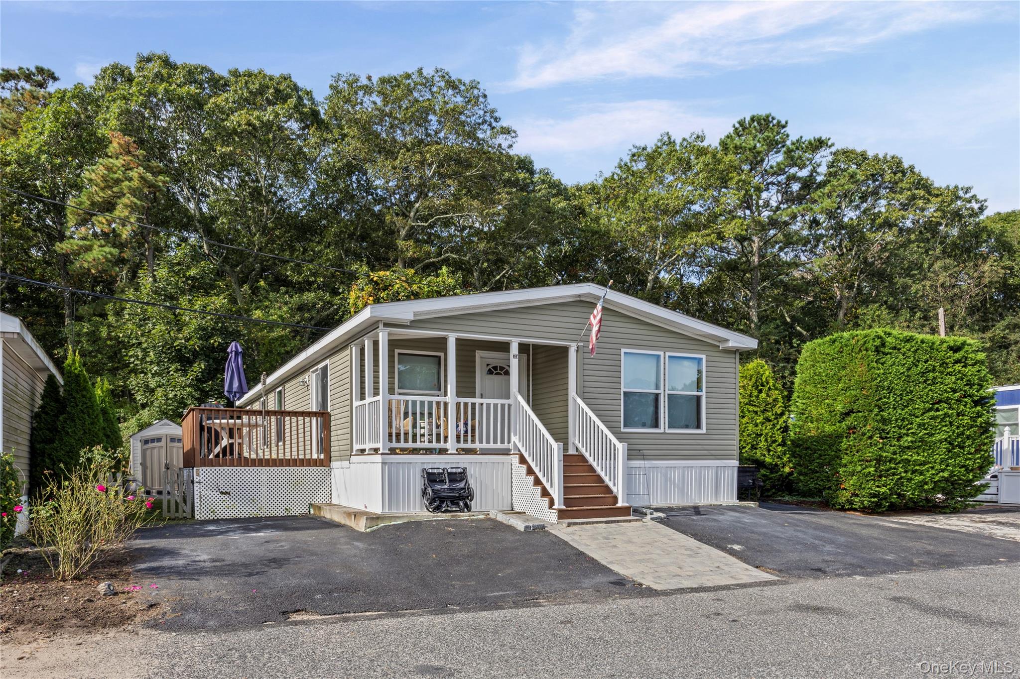 #2 photo, 1795 Osborne Avenue, Riverhead , NY 11901