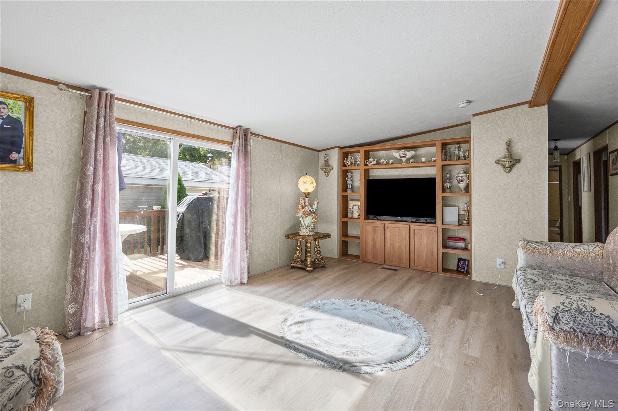 #8 photo, 1795 Osborne Avenue, Riverhead , NY 11901