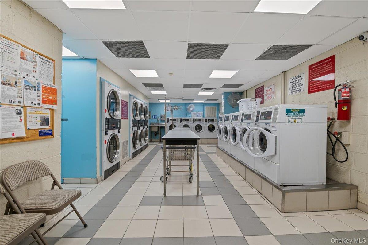 #8 photo, 86-15 Broadway, クイーンズ区 Elmhurst , NY 11373