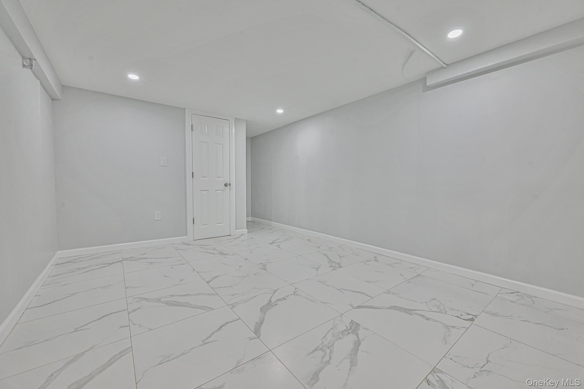 #10 photo, 52 Cedar Road, Amityville , NY 11701