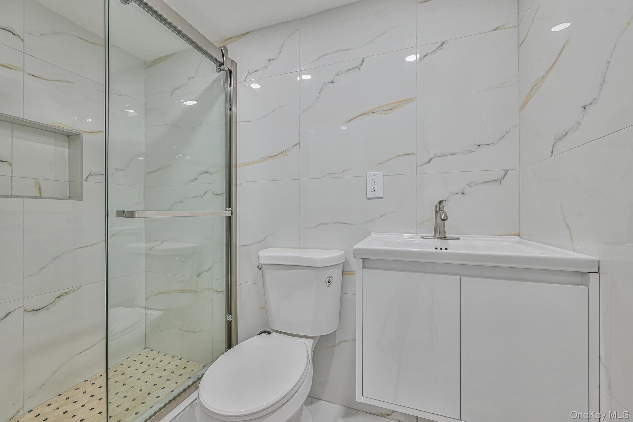 #12 photo, 52 Cedar Road, Amityville , NY 11701