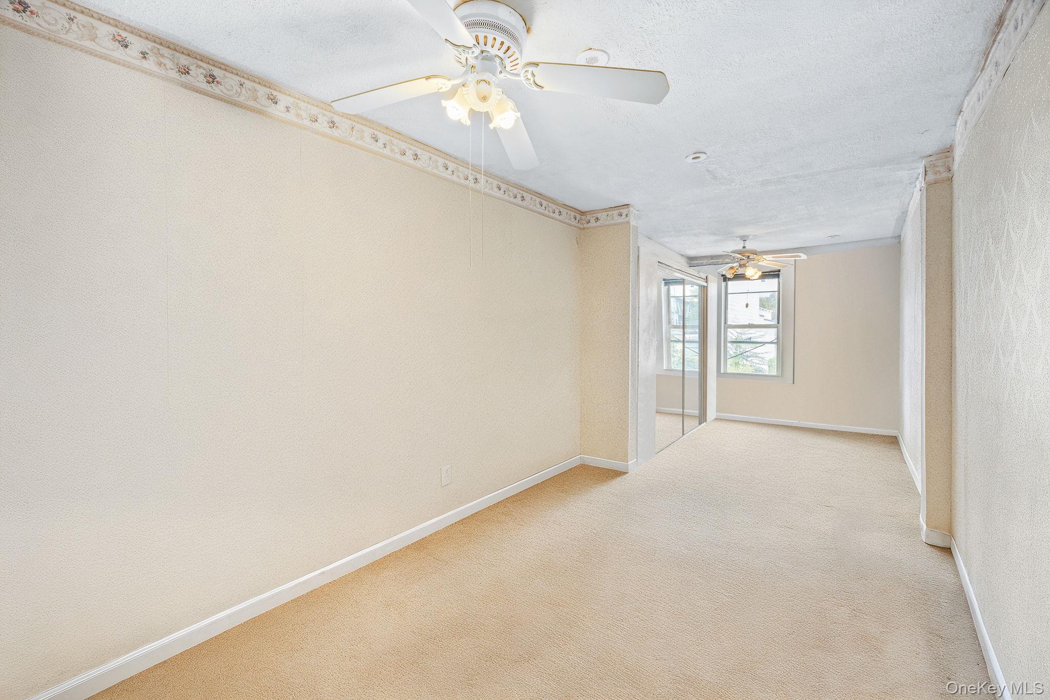 #10 photo, 21 Thames Street, ブルックリン区 Brooklyn , NY 11206