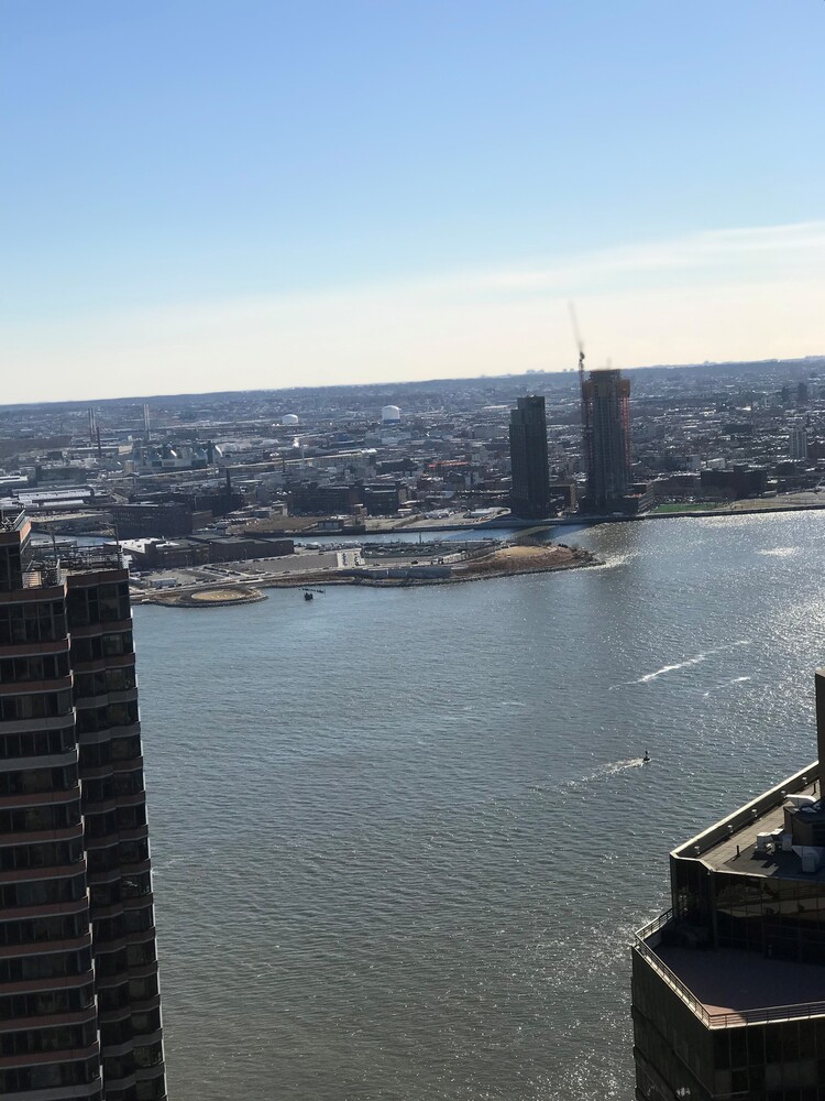 #9 photo, 330 E 38TH Street, Murray Hill , NY 10016