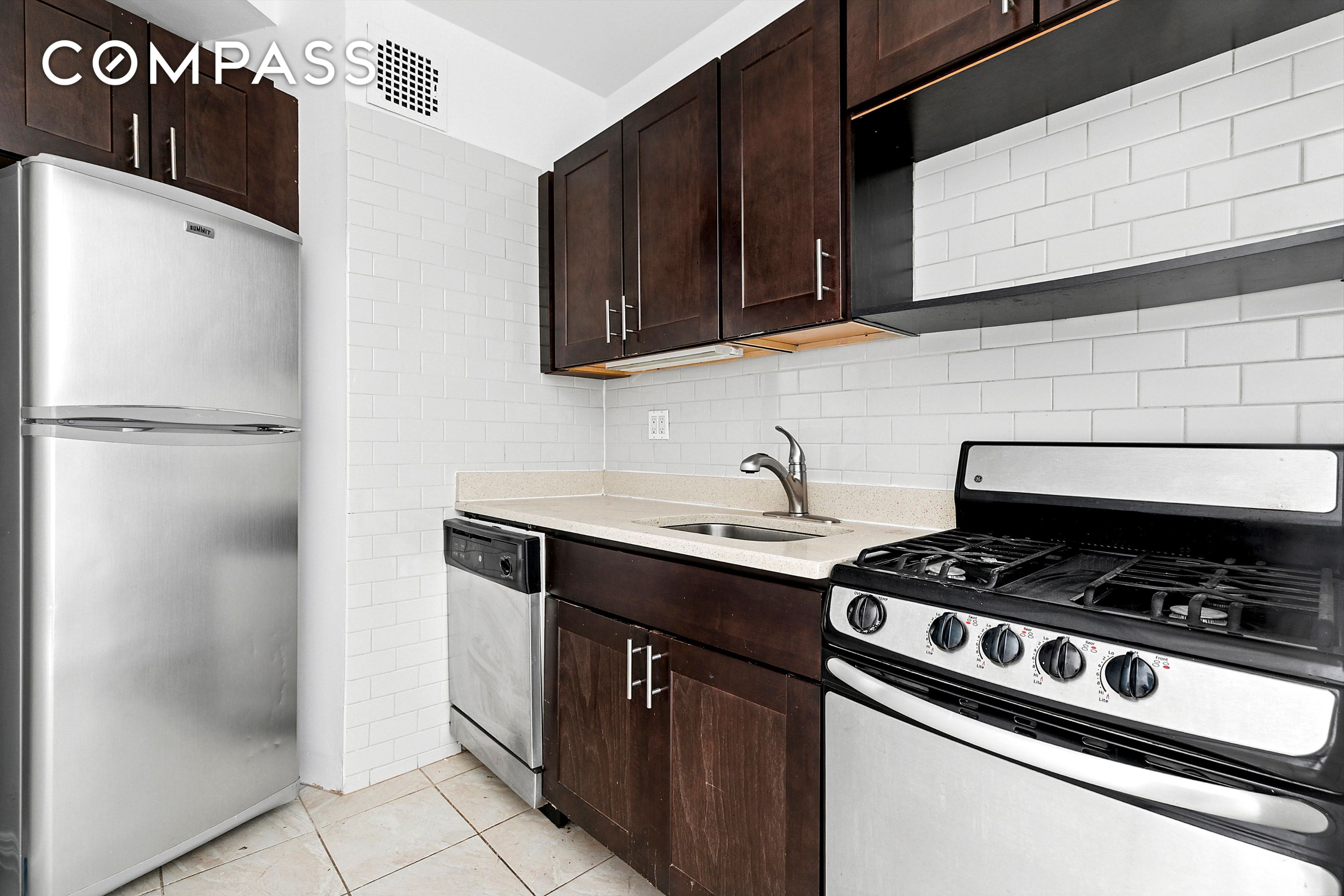 #2 photo, New York City, マンハッタン Hell's Kitchen , NY 10036