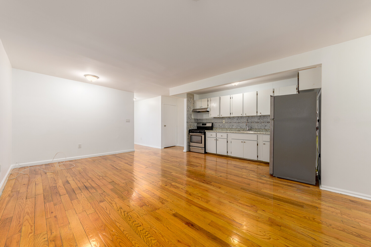 #17 photo, 27 PULASKI Street, ブルックリン区 Bedford-Stuyvesant , NY 11206