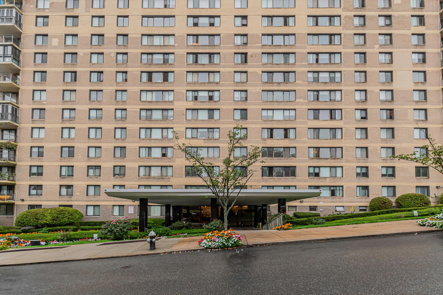 #1 photo, 3671 HUDSON MANOR Terrace, ब्रोंक्स Central Riverdale , NY 10463