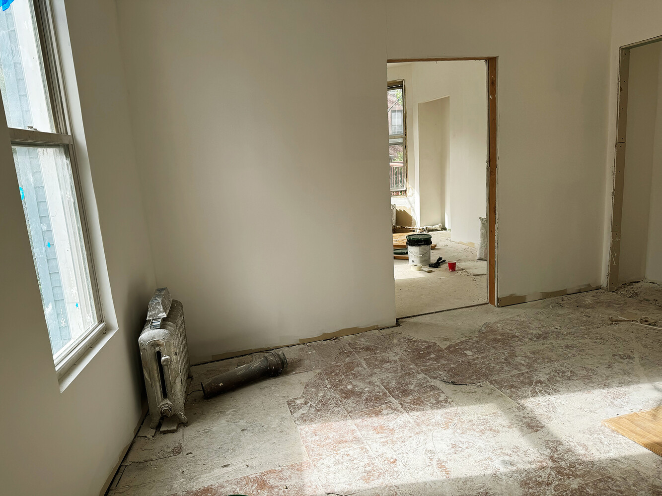 #17 photo, 2249 BASSFORD Avenue, Belmont , NY 10457