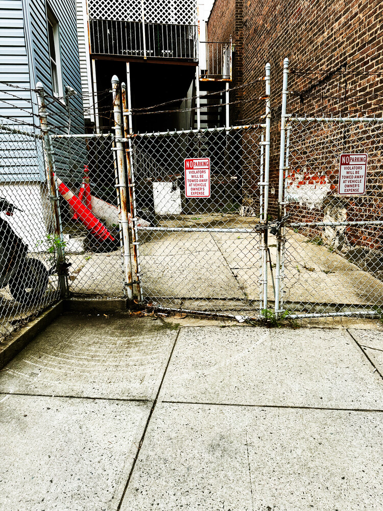 #5 photo, 2249 BASSFORD Avenue, Belmont , NY 10457