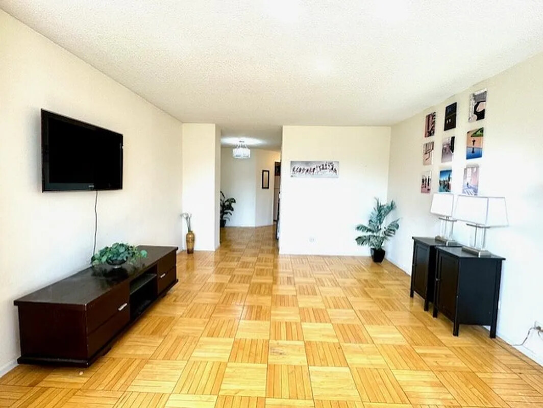 #11 photo, New York City, Murray Hill , NY 10016