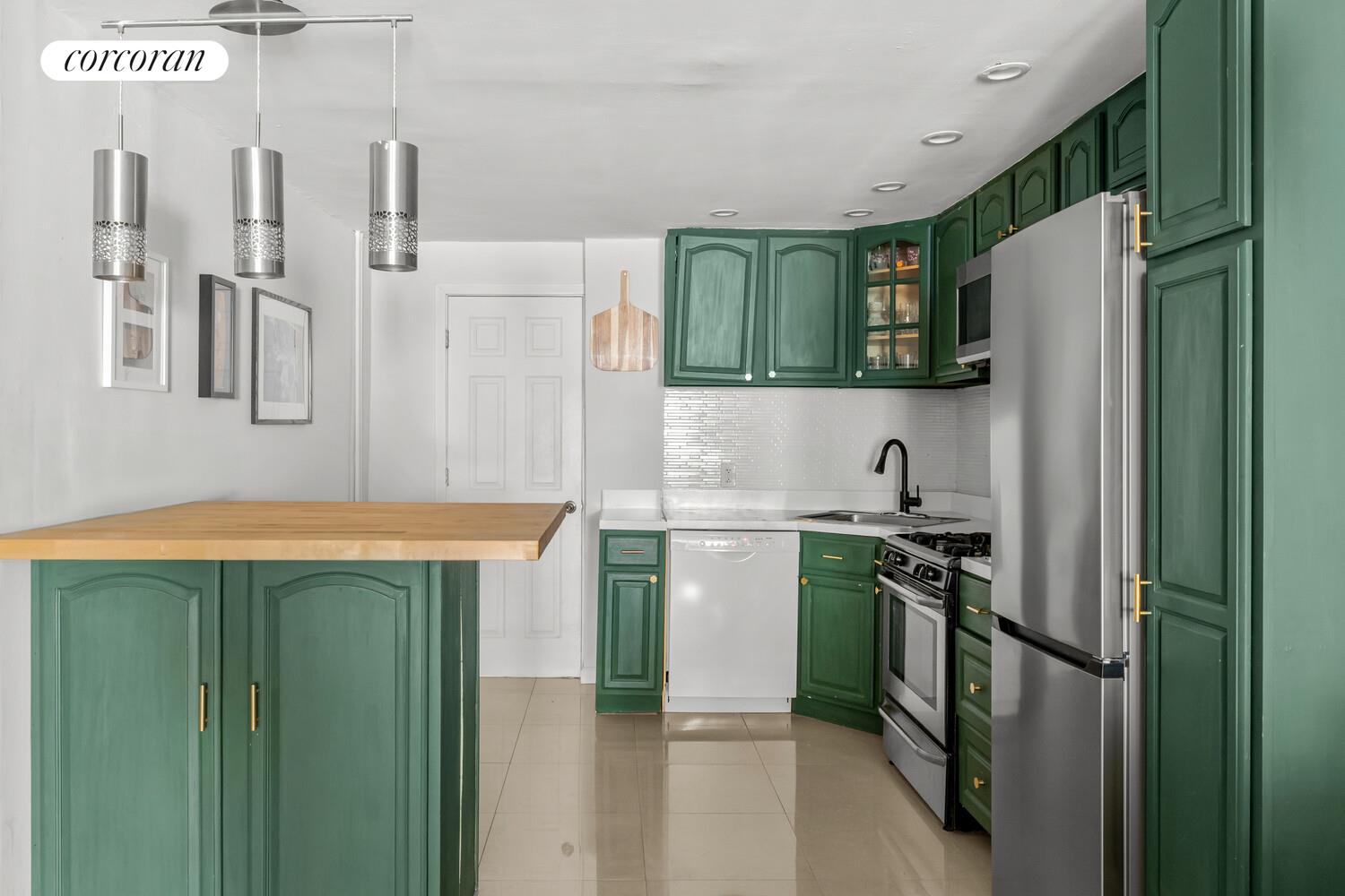 #6 photo, 91 SOMERS Street, ブルックリン区 Ocean Hill , NY 11233