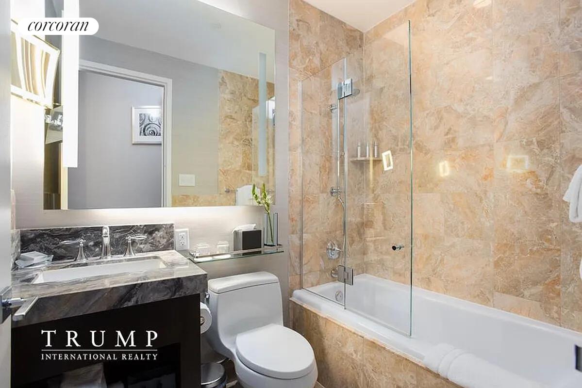 #5 photo, 1 CENTRAL Park W, マンハッタン Lincoln Square , NY 10023