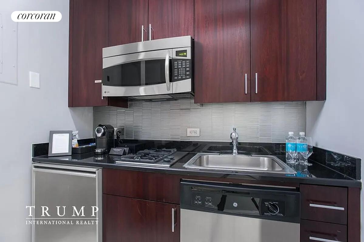 #6 photo, 1 CENTRAL Park W, マンハッタン Lincoln Square , NY 10023