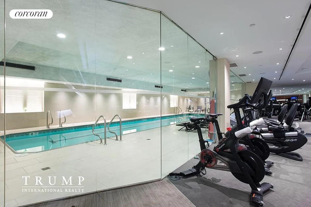 #7 photo, 1 CENTRAL Park W, マンハッタン Lincoln Square , NY 10023