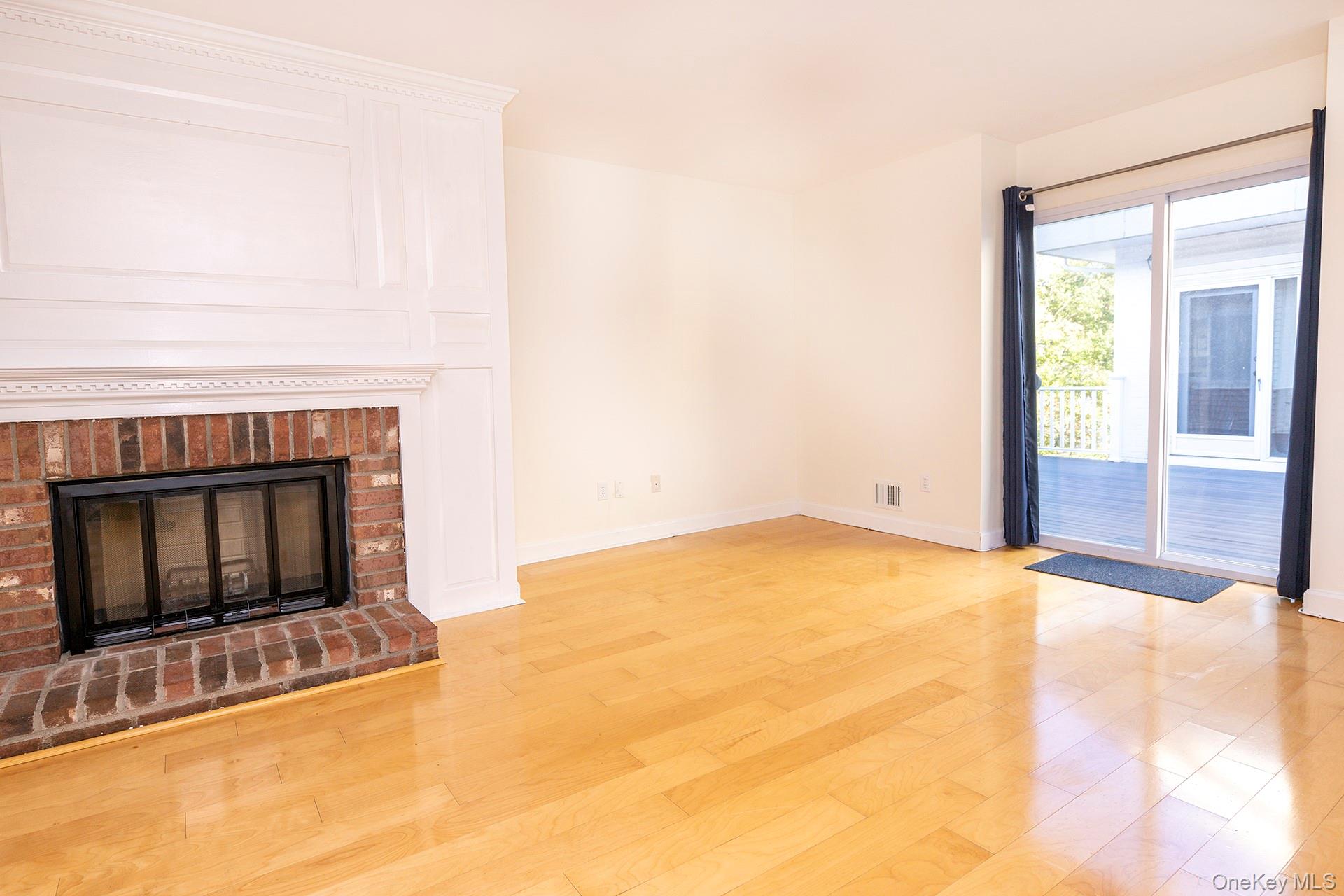 #11 photo, 54 Bennett Common, Millbrook , NY 12545