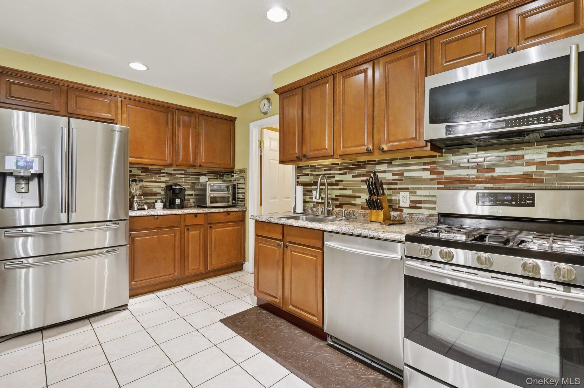 #7 photo, 21 Zabella Drive, New City , NY 10956