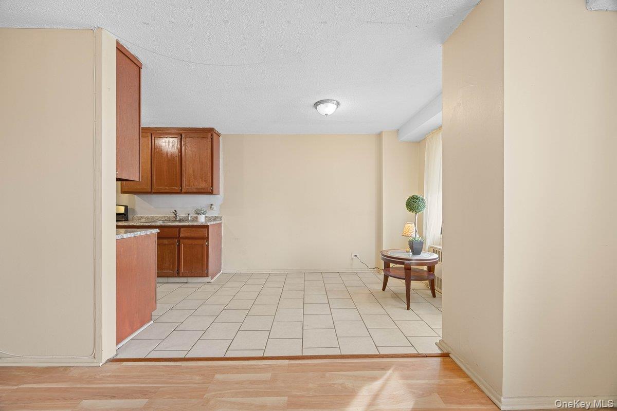 #10 photo, 1966 Newbold Avenue, Bronx , NY 10472