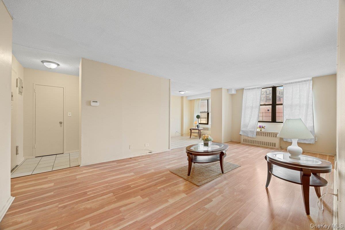 #19 photo, 1966 Newbold Avenue, Bronx , NY 10472