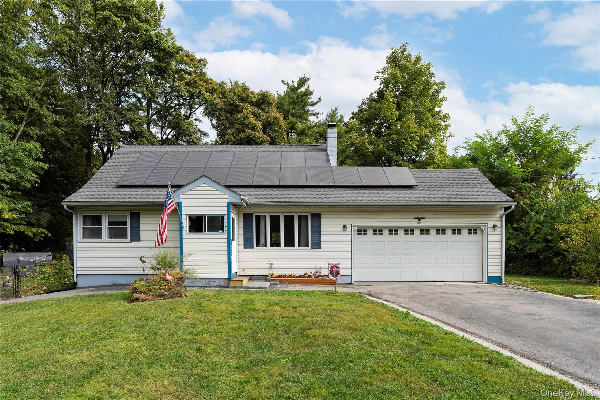 #1 photo, 1 Essex Road, Poughkeepsie , NY 12601