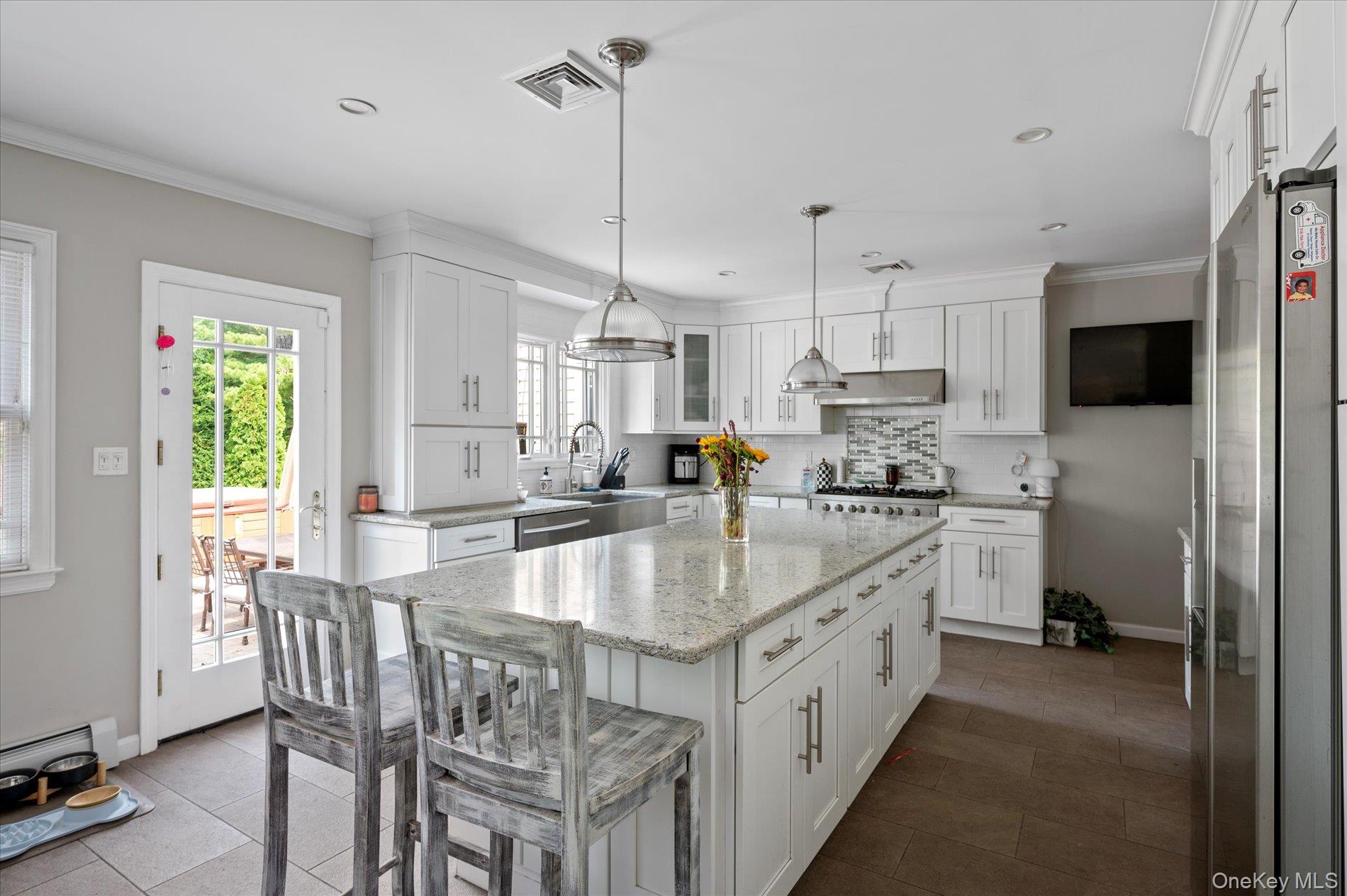 #12 photo, 1361 Boxwood Drive, ナッソー郡 Hewlett Harbor , NY 11557