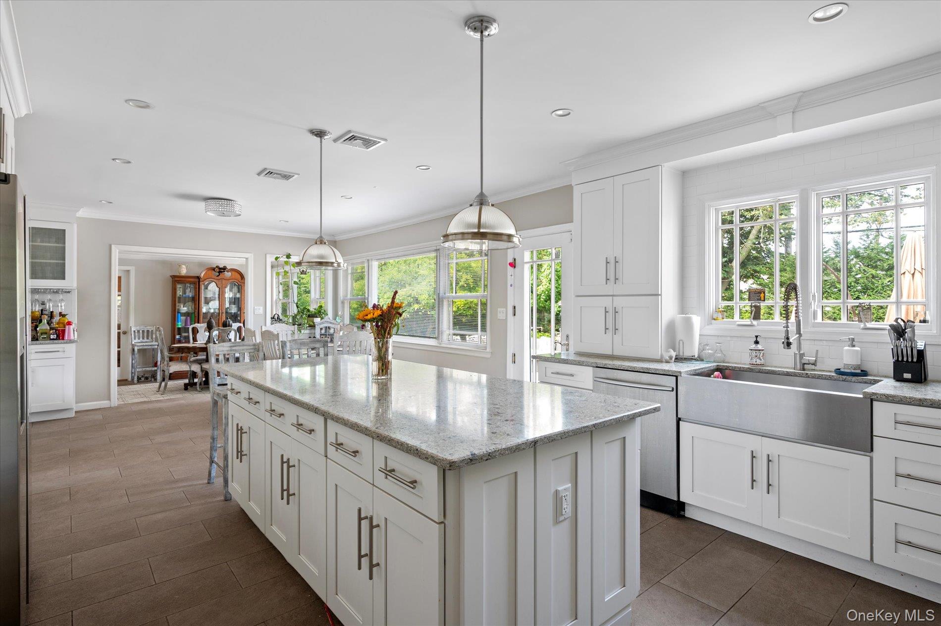 #13 photo, 1361 Boxwood Drive, ナッソー郡 Hewlett Harbor , NY 11557