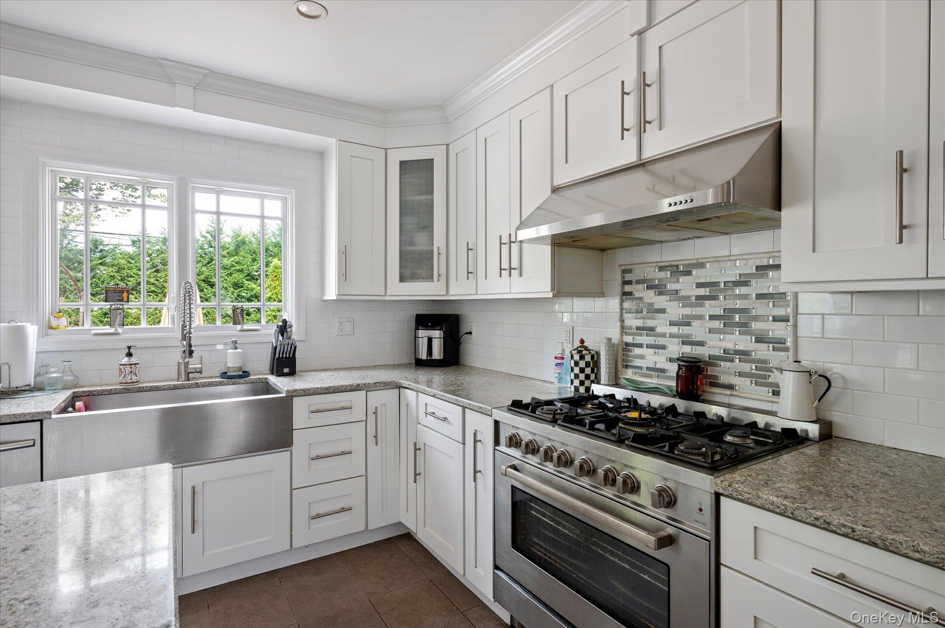 #14 photo, 1361 Boxwood Drive, ナッソー郡 Hewlett Harbor , NY 11557