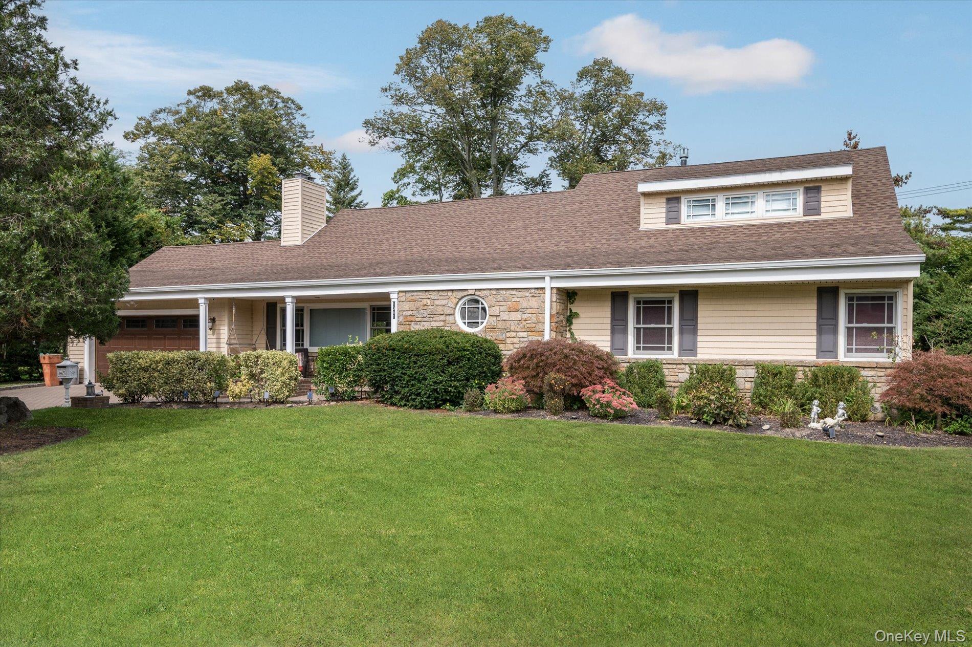 #2 photo, 1361 Boxwood Drive, ナッソー郡 Hewlett Harbor , NY 11557