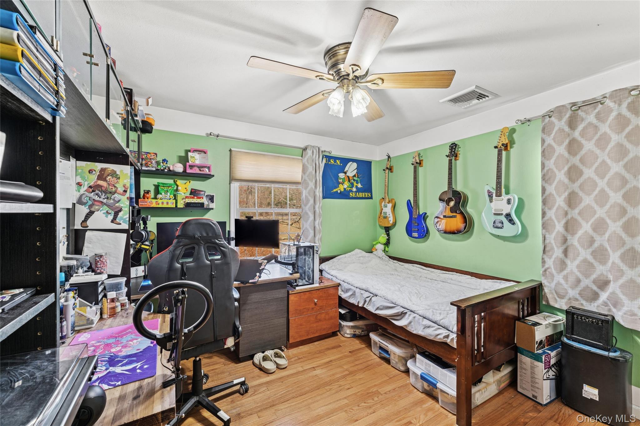 #16 photo, 1462 Motor Parkway, Islandia , NY 11749