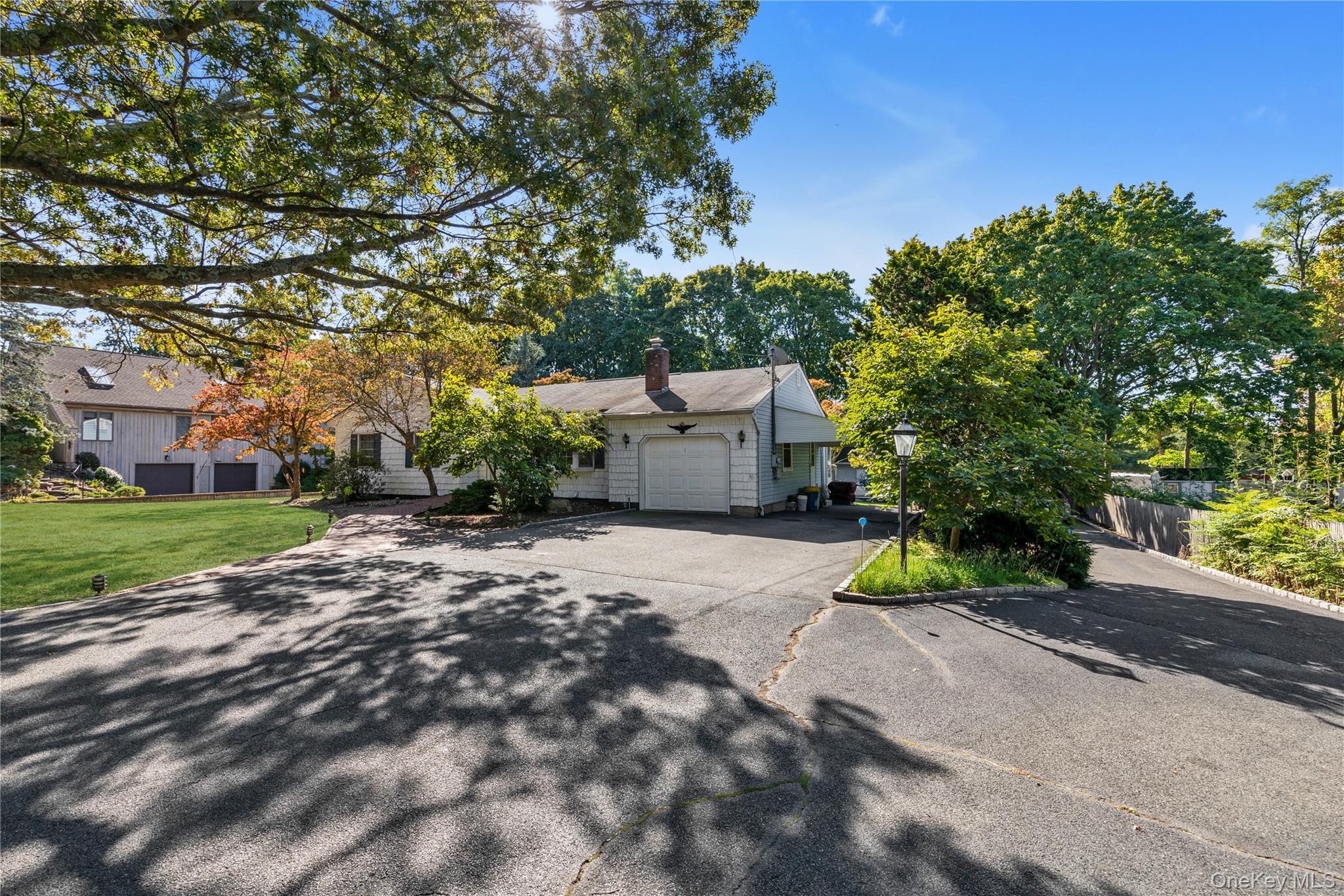 #3 photo, 1462 Motor Parkway, Islandia , NY 11749