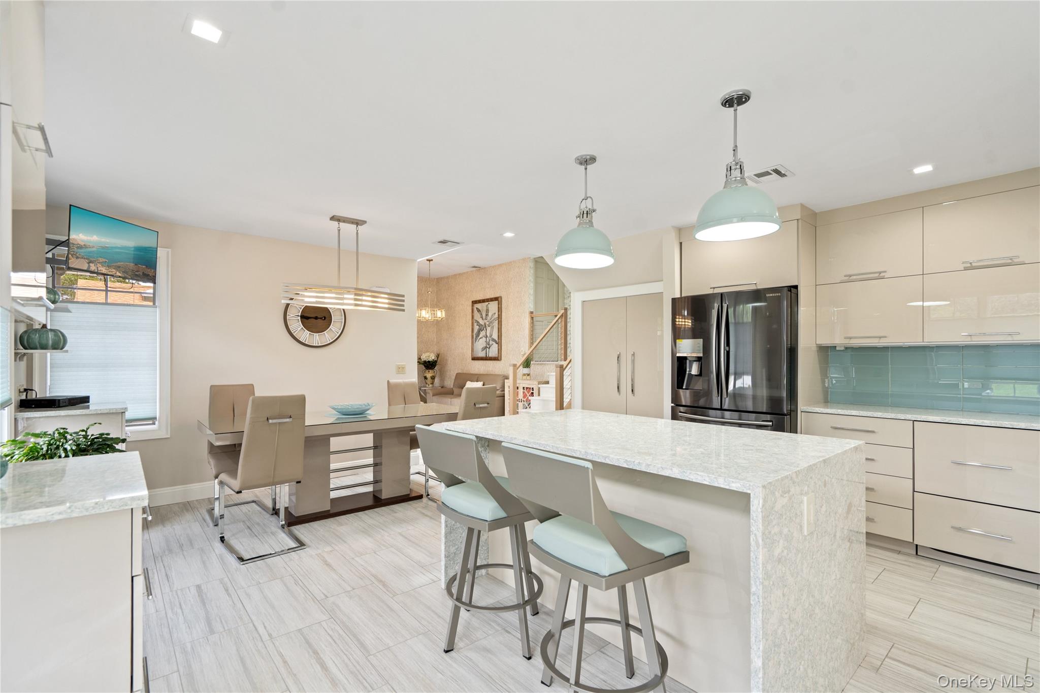 #8 photo, 939 Manor Lane, Bay Shore , NY 11706