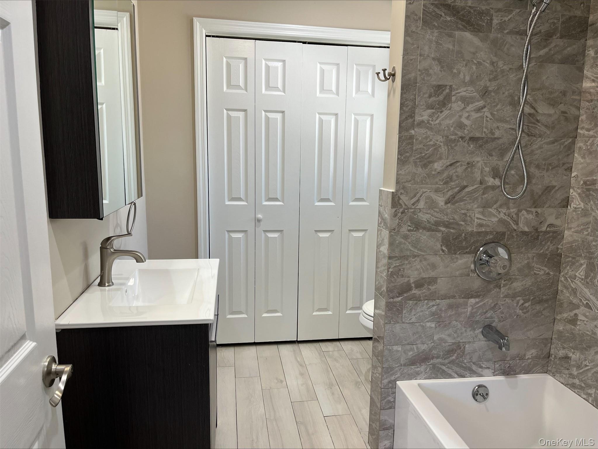 #7 photo, 15 Lulu Drive, Lake Grove , NY 11755